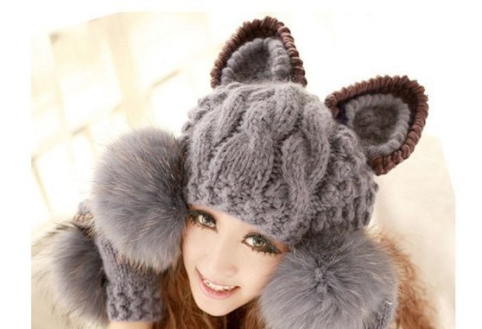 Fashionable children's hats: knitted and fur