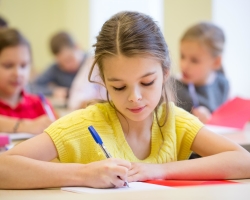 Cara dengan cepat mengajar anak untuk secara kompeten menulis dikte: 5 rahasia penulisan yang kompeten. Apa yang perlu dilakukan agar anak menulis dengan benar tanpa kesalahan: rekomendasi dari seorang guru yang berpengalaman