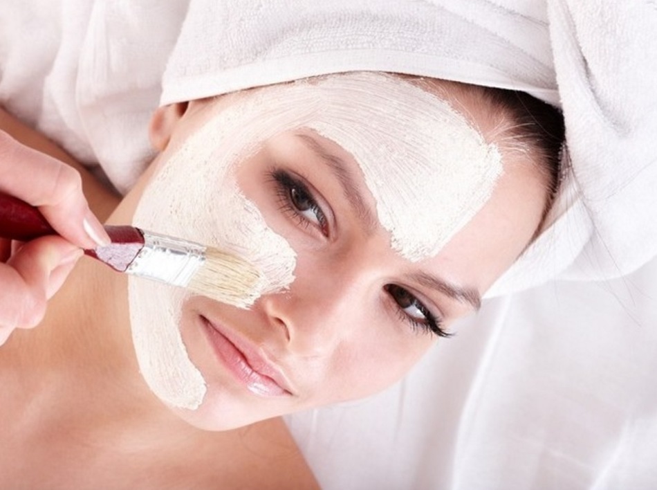 Facial masks with tea fung are widely used in cosmetology