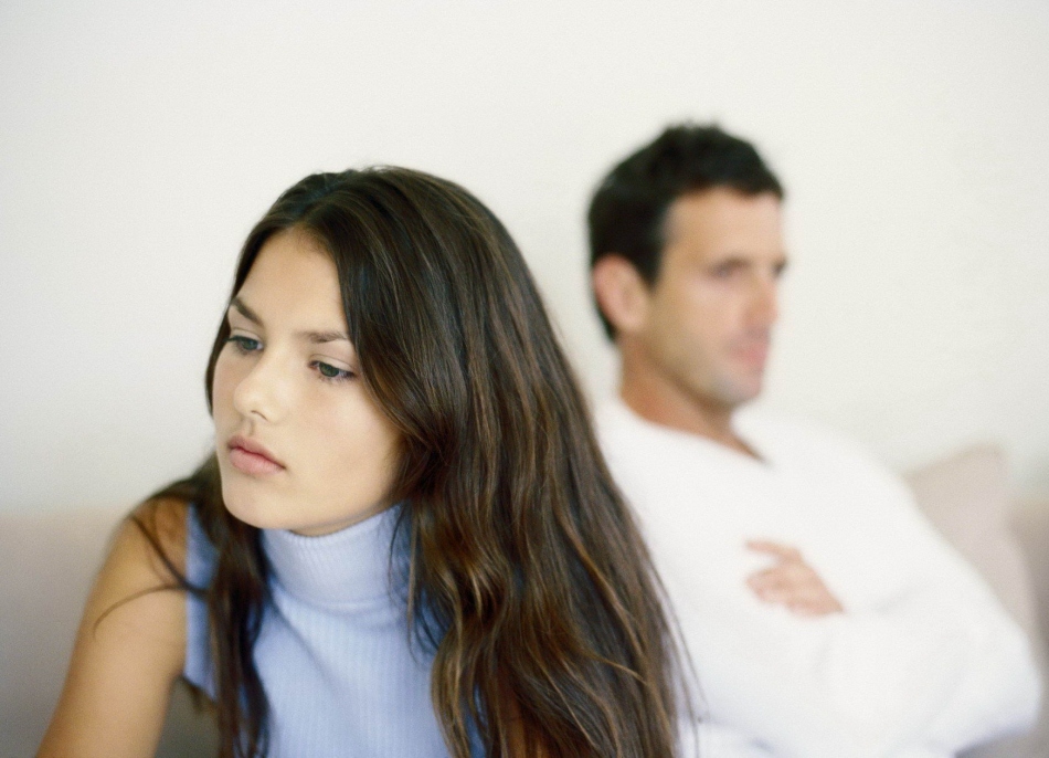 Bagaimana cara menjalin hubungan dengan suaminya?