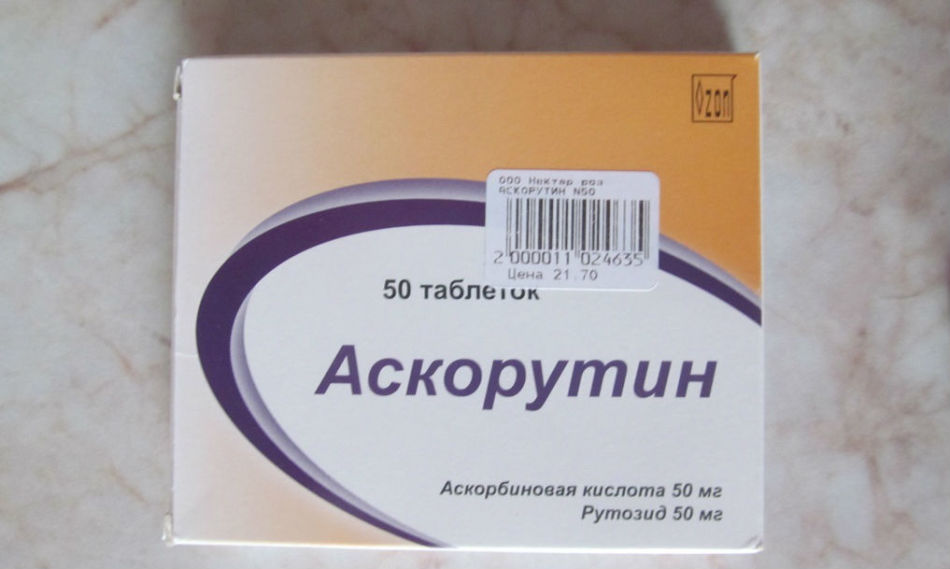 Zdravilo za sesanje na vratu: askorutin.