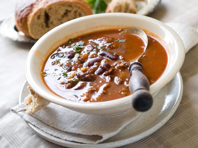Вкусные супы с фасолью: рецепты приготовления. Как сварить вкусный суп из фасоли?