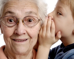 ¿Cómo felicitar a los abuelos por el nacimiento de un nieto? Hermosas felicitaciones por el nacimiento de un nieto en versos y prosa