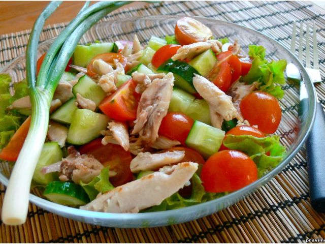 Dietary low -calorie salads for weight loss - recipes. Salads for cleansing and losing weight - a panicle, a brush. Low -calorie salad sauces