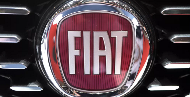 Fiat: logotip stroja