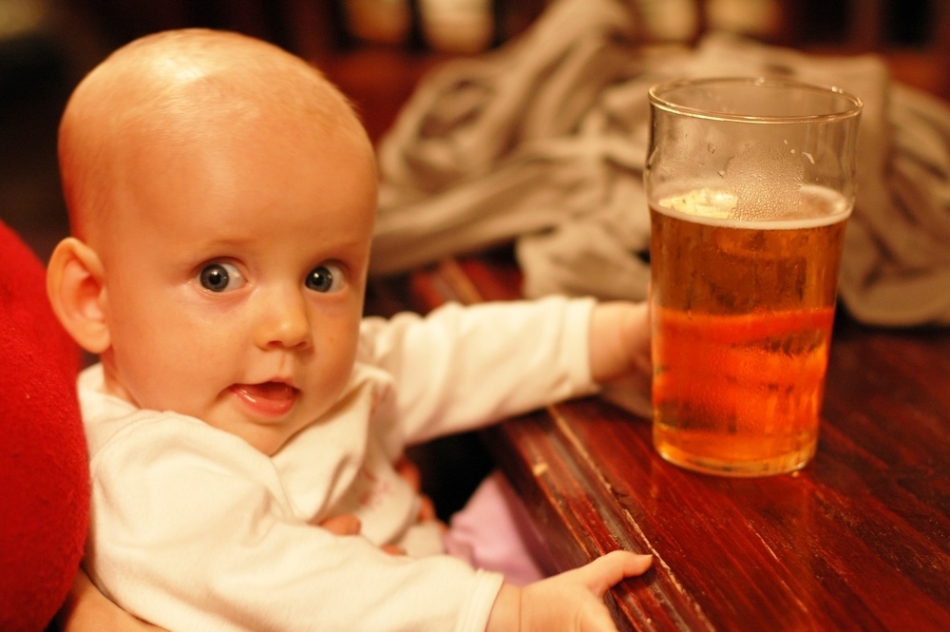 Krvno pivo lahko škodi otroku.