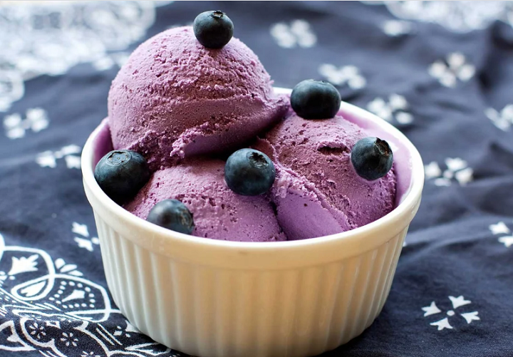 Makanan penutup diet blueberry
