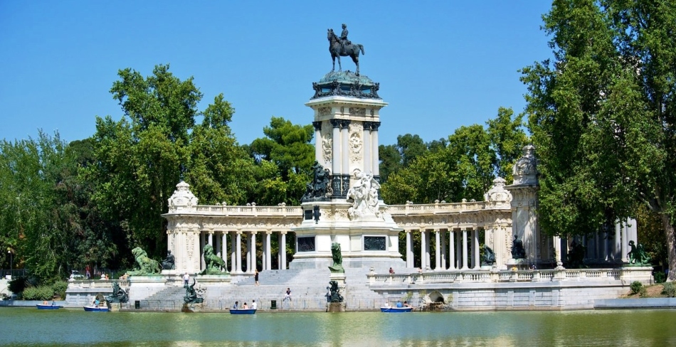 Buen-Retiro Park v Madride v Španielsku