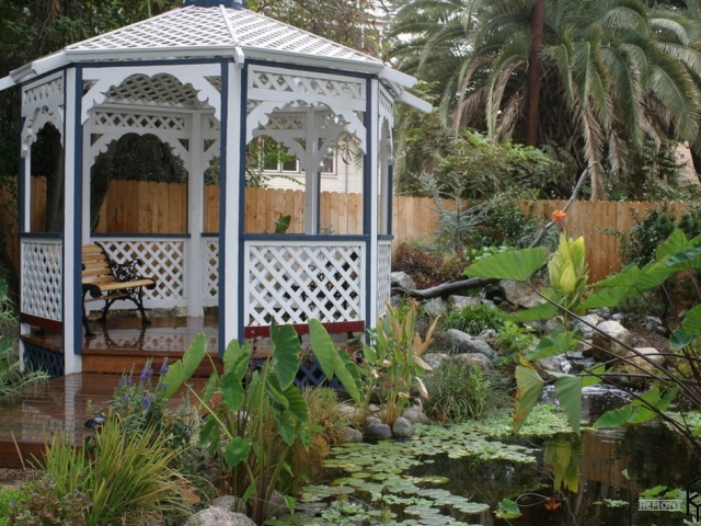 Gazebos for a dacha made of wood, metal, polycarbonate, brick and stone: what to choose? The interior of the gazebo: the best ideas with the photo. How to equip a site near the gazebo: recommendations with a photo