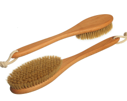 Massage avec une brosse sèche: ce qui est utile, comment le faire, conseils pour choisir une brosse, contre-indications