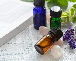 Is it possible to smear your face with essential oil? Essential oils for the face: table, reviews. What are the most effective essential facial oils in cosmetology?