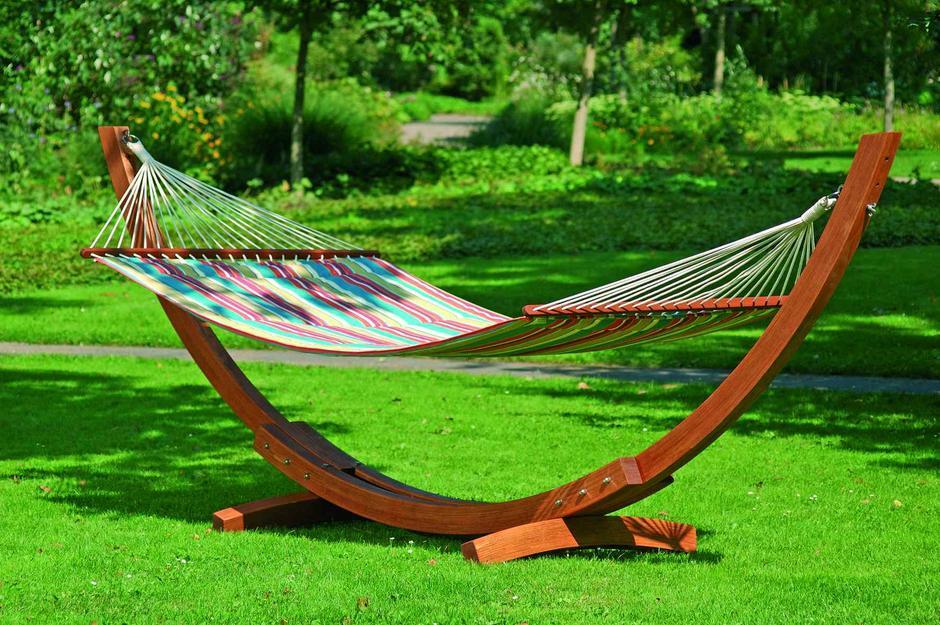It may turn out about such a beautiful hammock