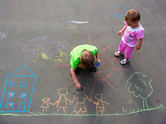 Drawing chalk