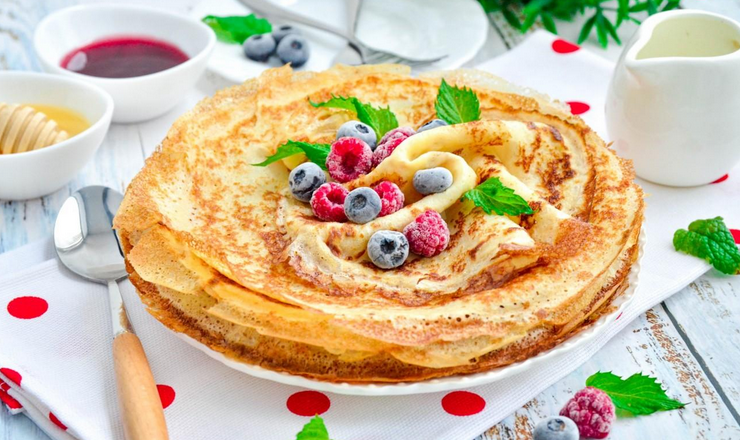 Palacinky z vypršaného „snehovej gule“ mlieka