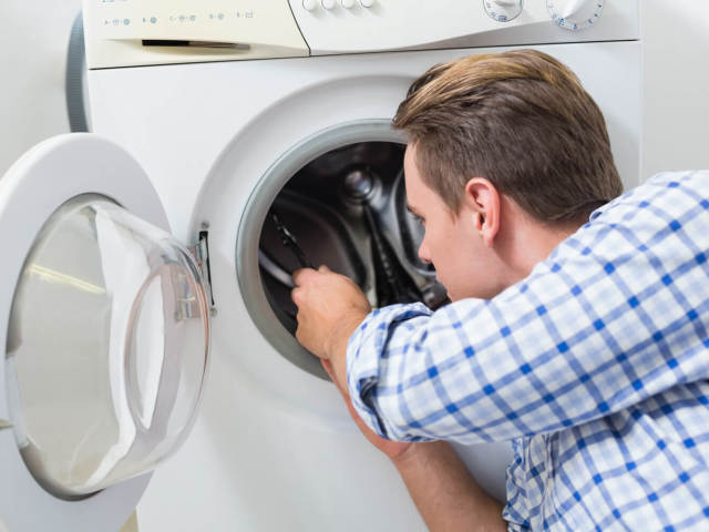Why does the door of the washing machine not open after washing: reasons, what to do? How to open a washing machine in emergency if it is blocked: instructions, tips