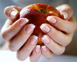 How to make nails beautiful and healthy? What do healthy nails look like? A photo