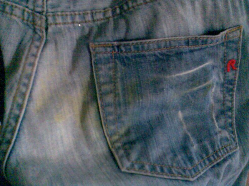 Появление плесени на джинсах проще предотвратить, чем устранить