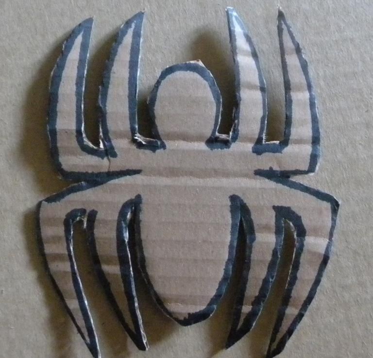 How to make a spider of cardboard?