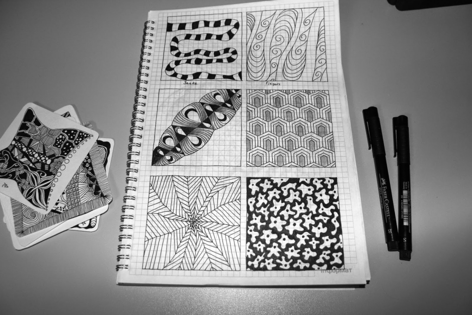 Sentangle peut être dessiné dans un cahier, dessinant une feuille sur les carrés avec les côtés 9x9 cm