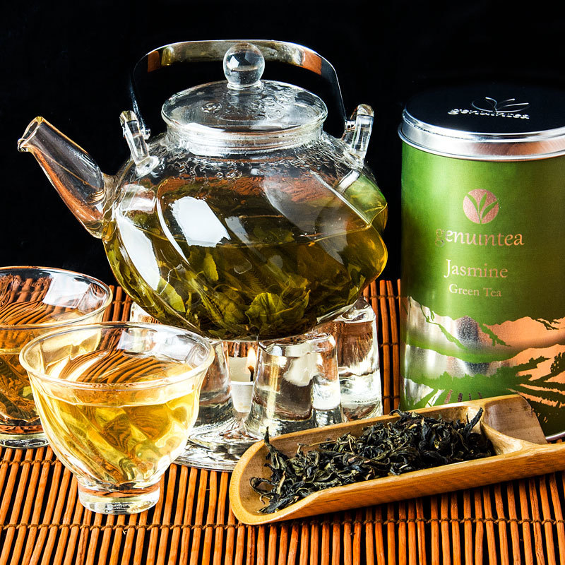 Green tea with jasmine can not be brewed too hot