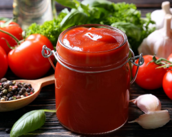 Ali morate v domači kečap dodati rastlinsko olje: recepti okusnega kečapa