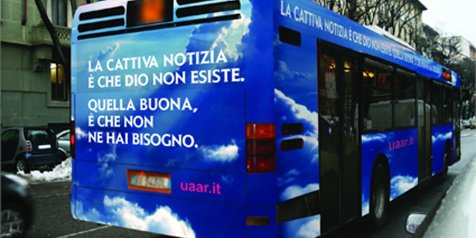 Bus antarkota di Italia