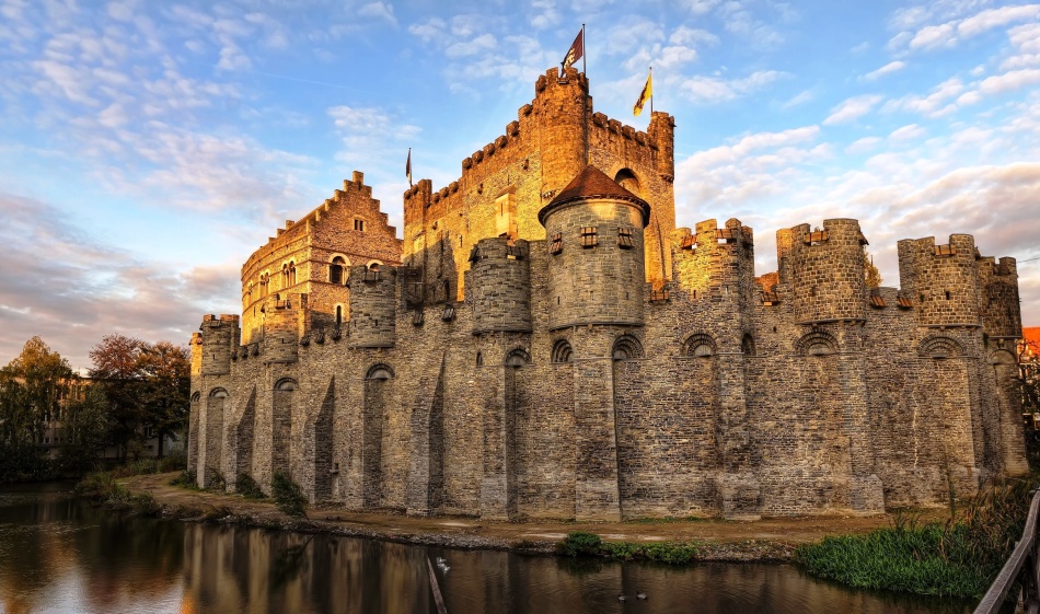 Замок графов фландрии, бельгия