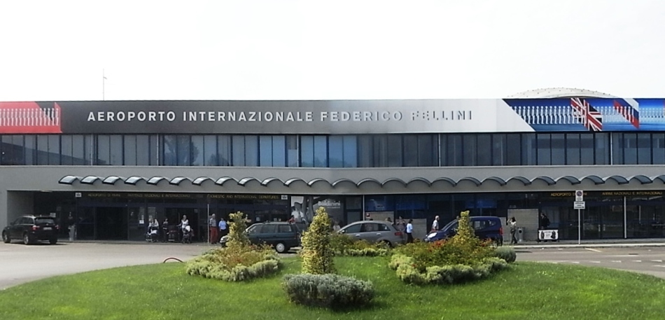 Aéroport Federico Fellini à Rimini, Italie