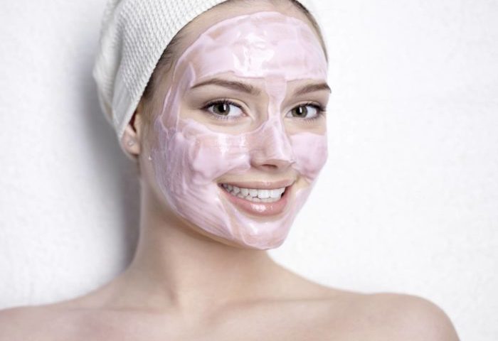 Comment appliquer correctement un masque sur le visage: photo, instructions. Comment pouvez-vous appliquer un masque sur le visage? Quand et à quelle fréquence faire des masques faciaux?