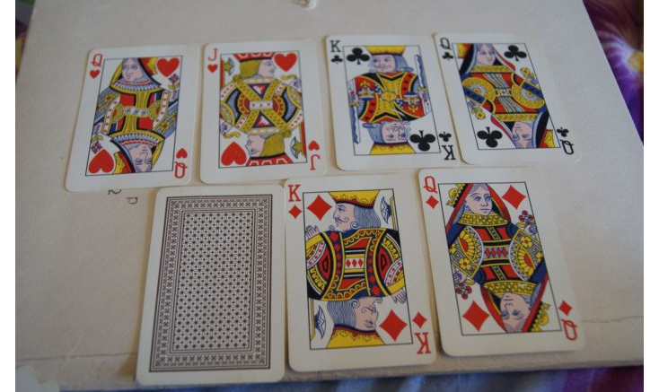 Aturan untuk permainan di kambing pada kartu untuk empat: hanya 24 kartu