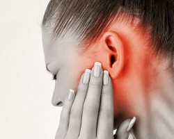 The ear laid: causes, prevention of ears. What to do at home if the ear is laid: useful practical advice, the use of folk remedies and from the pharmacy