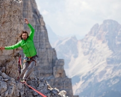 Acrophobia - fear of heights: causes and treatment in adults and children. What is the benefits and harm of fear of heights?