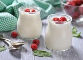 Cara membuat yogurt alami yang lezat di rumah dalam yogurt, tanpa yogurt, slow cooker dengan dan tanpa fungsi 