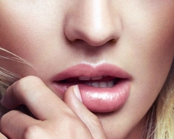 TOP-23 funds to enlarge lips without injection-flakes, devices for a non-injection lip increase