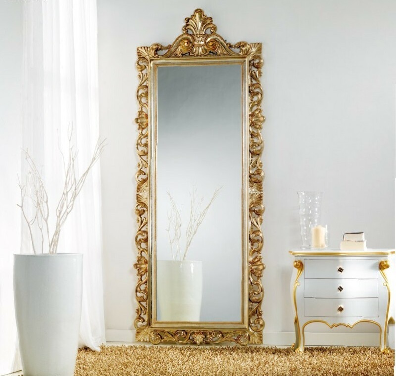 The mirror that you imagine to protect against the energy vampire should have been large - approximately like this