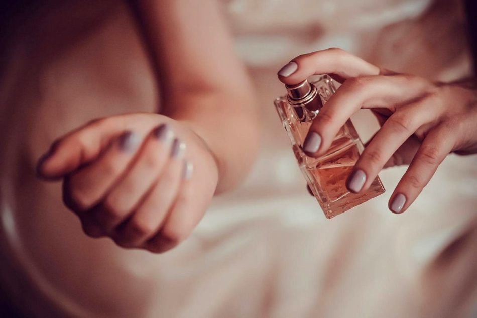 If you apply a perfume to special points, then its smell will last longer