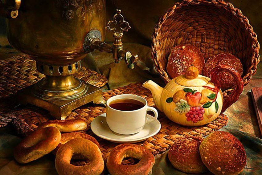 Russian tradition of drinking Ivan tea with bagels and buns