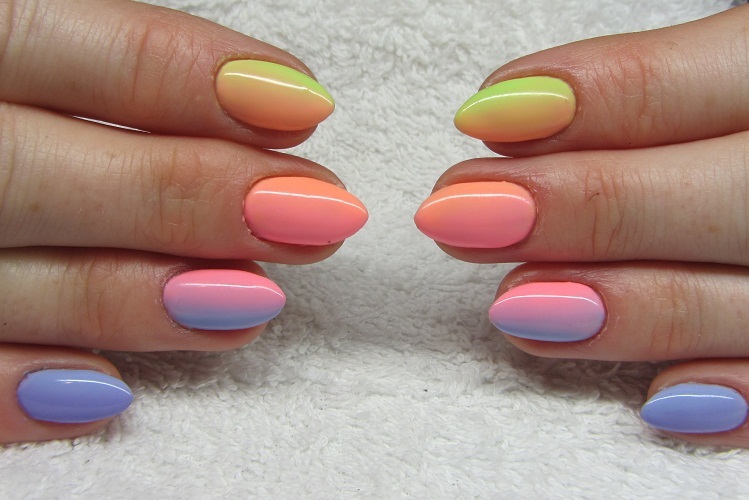 Ombre can be done with different colors and in any direction