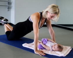 When, after a cesarean section and childbirth, can a girl who nursing a mother download a press? Press exercises after childbirth and cesarean section: Description, photo