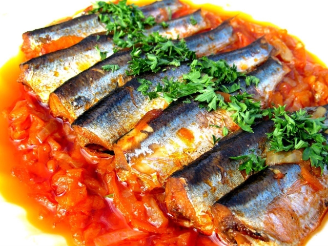 Πώς να μαγειρέψετε τα κατεψυγμένα ψάρια σε ένα τηγάνι, στο φούρνο: Συμβουλές, βήμα -βύθιση συνταγή. Χρειάζεται να ξεπαγώσω τα κατεψυγμένα ψάρια πριν από το μαγείρεμα;