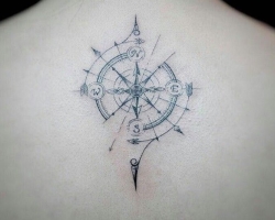 Apa arti tato angin untuk anak perempuan, pria dan wanita? Wind Rose Tattoo: Lokasi, varietas, contoh aplikasi, sketsa, foto. Tato apa yang dikombinasikan dengan tato angin mawar?