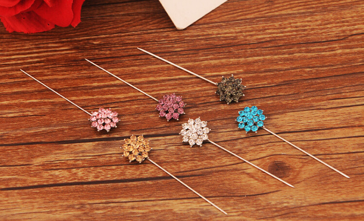 Decorative pins for hijab.