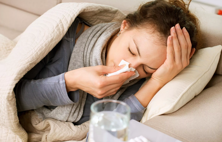 Povečanje podfebrilnih temperatur na 37,5 in več - posledice SARS, gripa