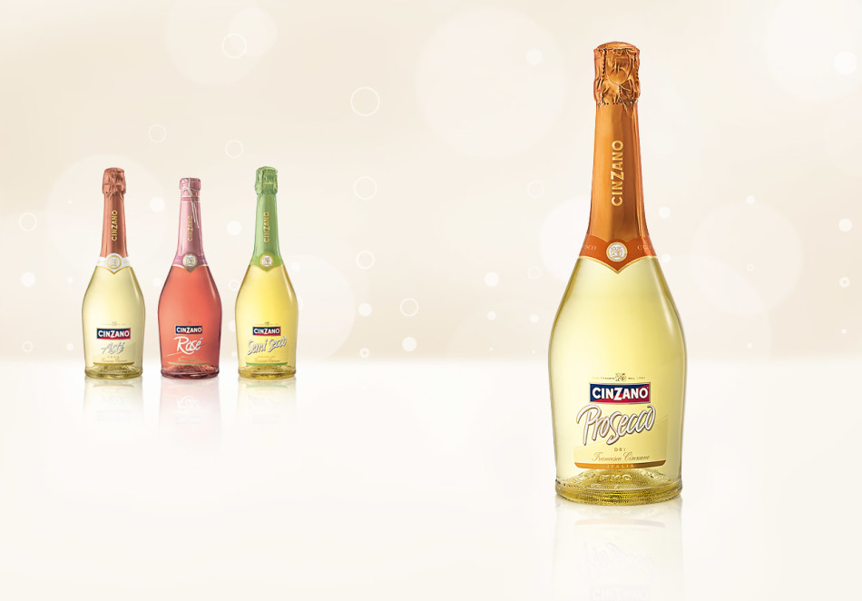 Champagne Tahun Baru Cinzano