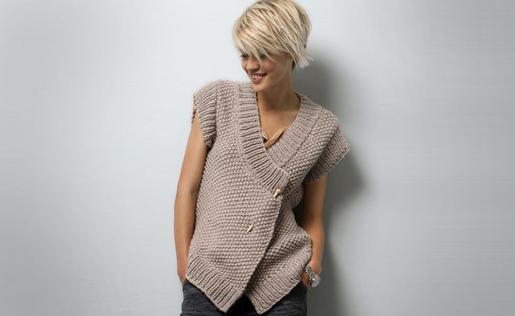 Wheel knitting vest for a teenager girl