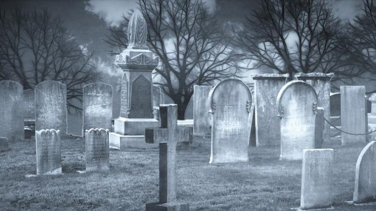Что категорически нельзя делать на кладбище