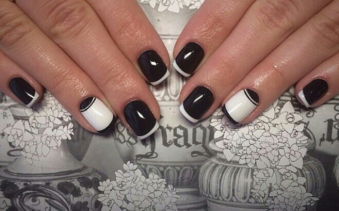 Manicura en blanco y negro