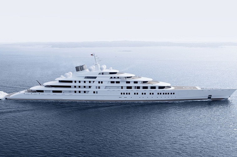 This is the fastest, long and expensive yacht in the world