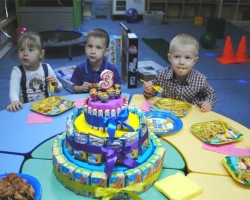 How to make a children's cake from juice to kindergarten, for a birthday? Cake from children's juice and Barney with your own hands: master class