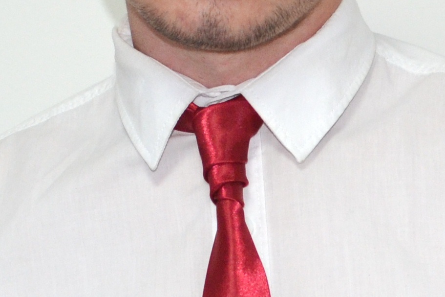 Как добавить галстук